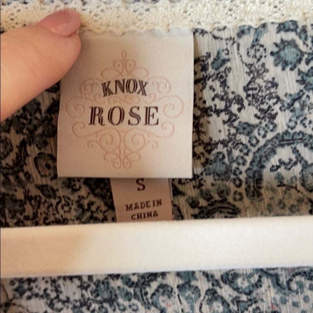 Small Size top by Knox Rose, NWT - Picture 5 of 9